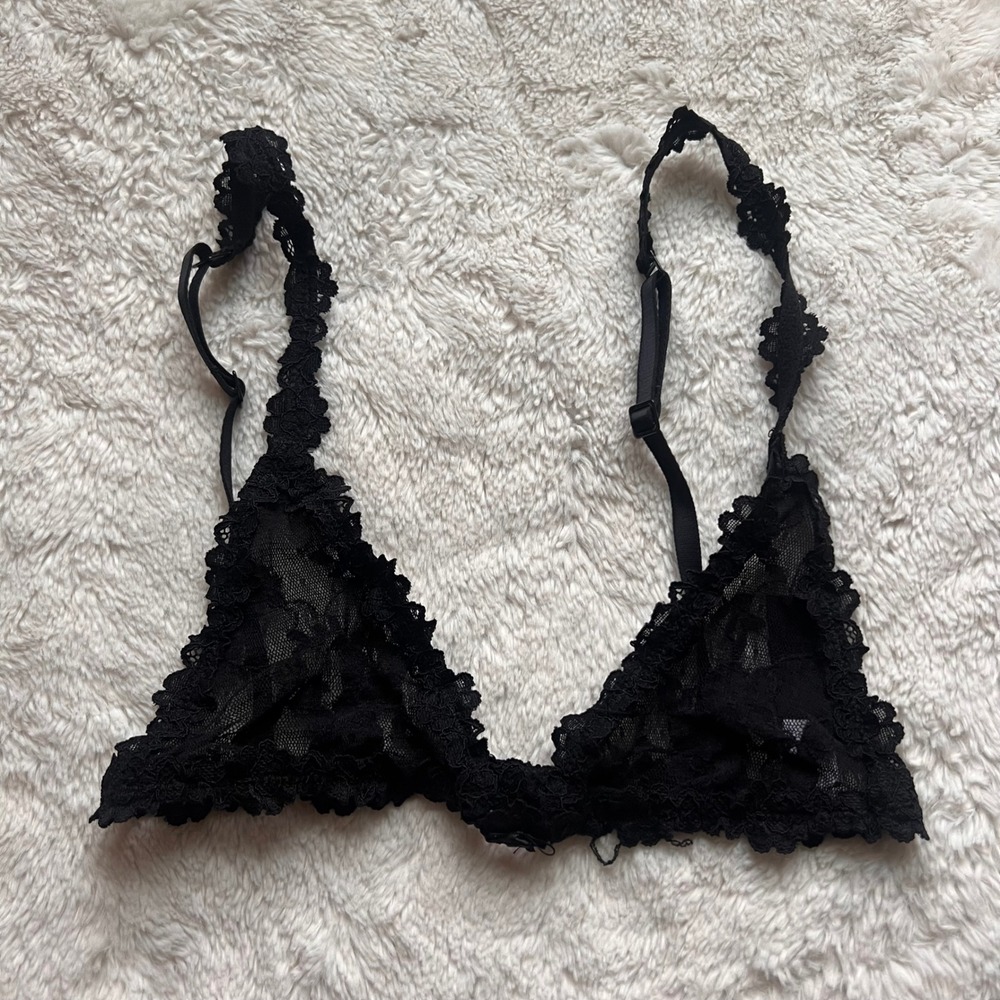 SKIMS Black Floral Lace Triangle Bralette Sheer Scalloped Trim Size XS NWOT